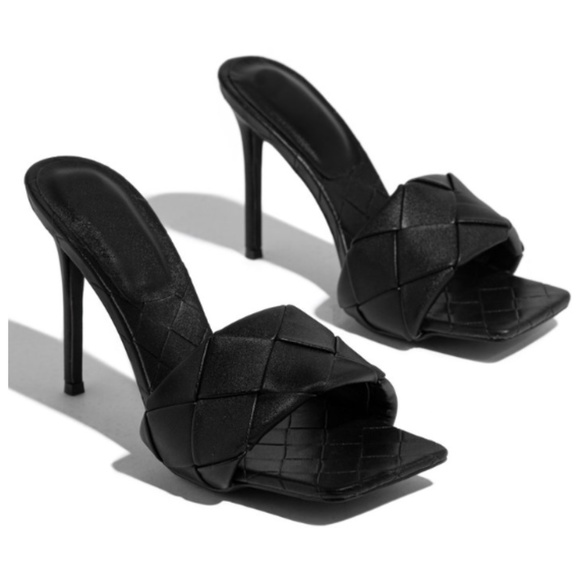 🚨RESTOCKED🚨 Woven Square Toe Mules - Black - Picture 3 of 8